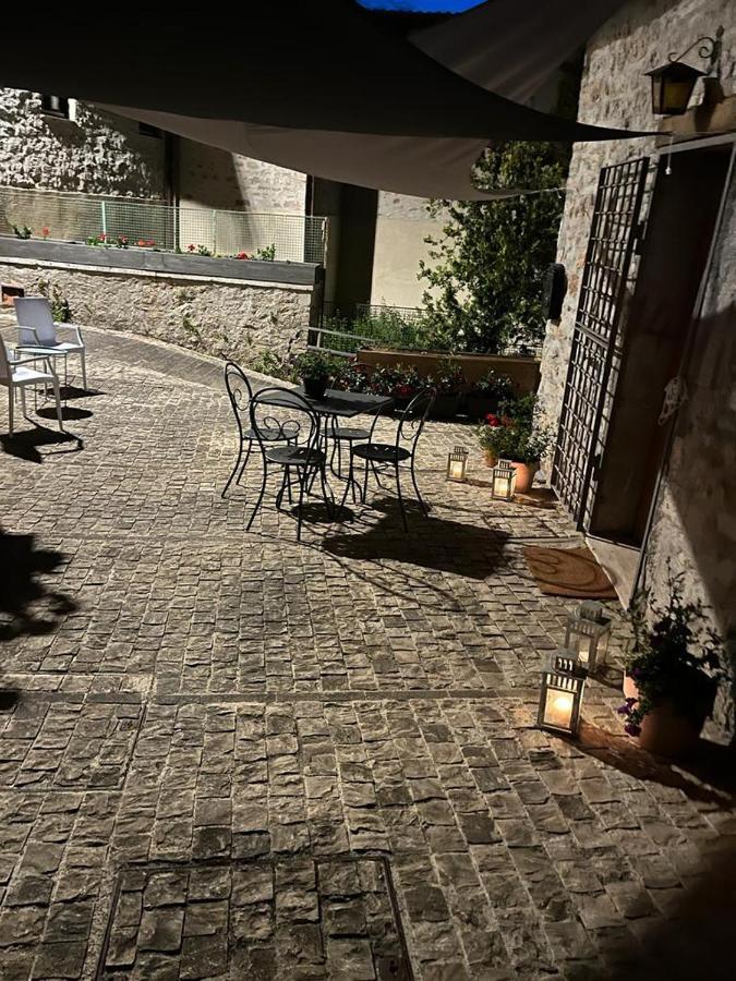Le Fate Umbria Bed and Breakfast Sellano Exteriör bild